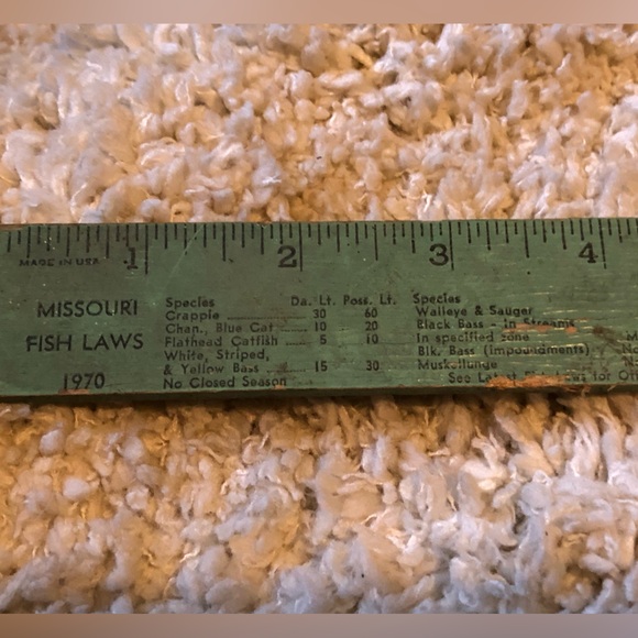 9421 VTG Ruler Measure W/ MO Fish Laws Robertsons Mobile Svc. & Sporting Goods - Picture 5 of 14